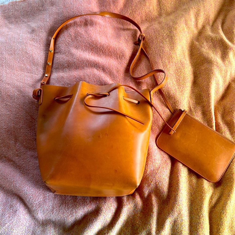 Mansur Gavriel Large Bucket Bag Purse Leather attached coin purse Camello Rosa